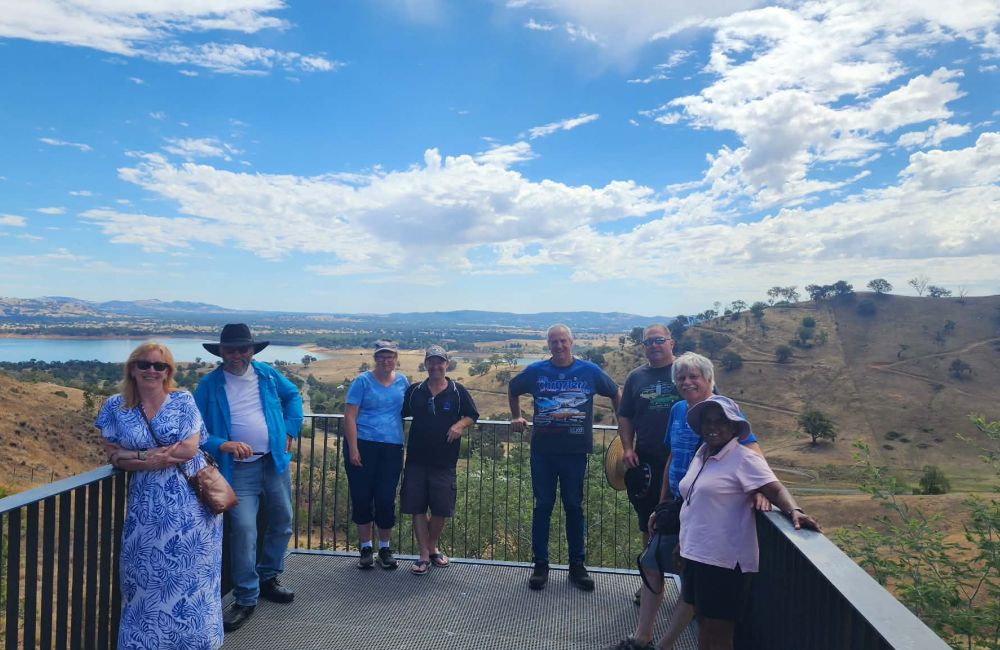 Group photo at Lookout in Bethanga