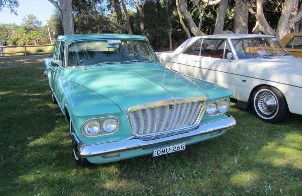 Justin Watt's 1962 Valiant by Chrysler, SV1 