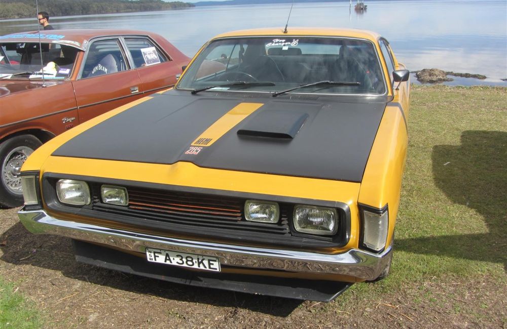 Matthew Bruce's 1971 VH Charger (fake)