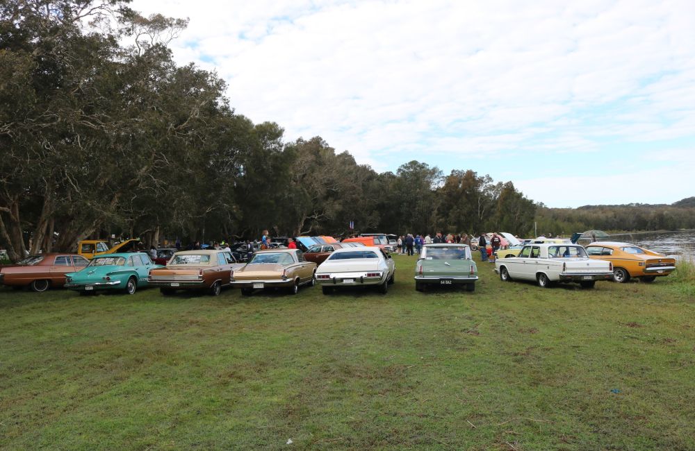 HVCC Cars on the soggy Foreshore
